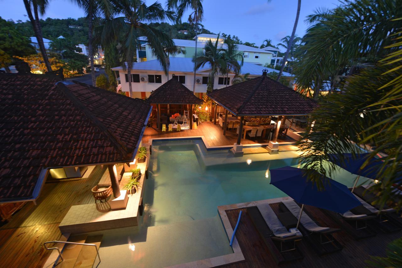 Seascape Holidays - Hibiscus Port Douglas Exterior photo