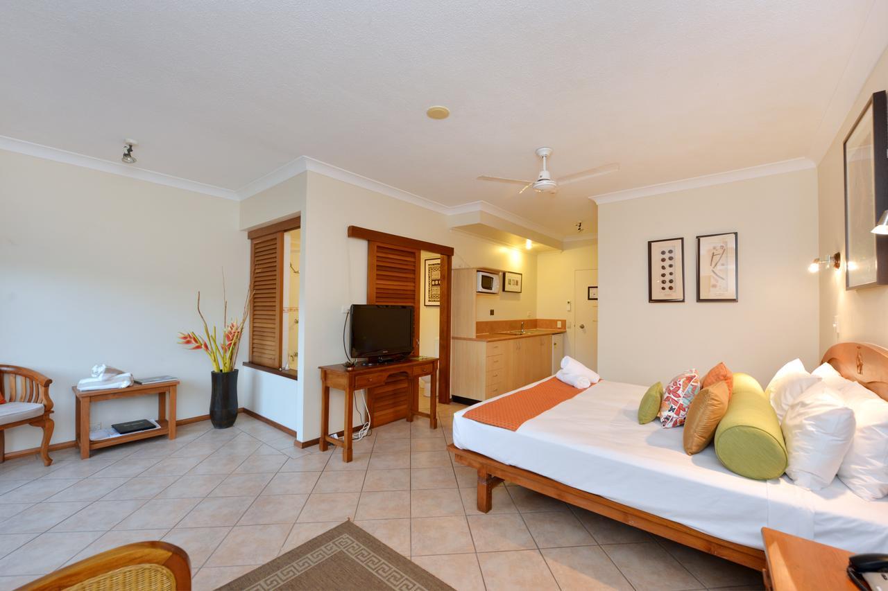 Seascape Holidays - Hibiscus Port Douglas Exterior photo
